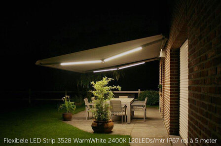 Flexibele LED Strip 3528 WarmWhite 2400K 120LEDs/mtr IP67 