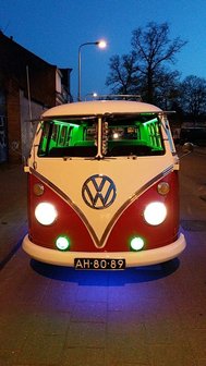 Volkwagen busje FeestMee