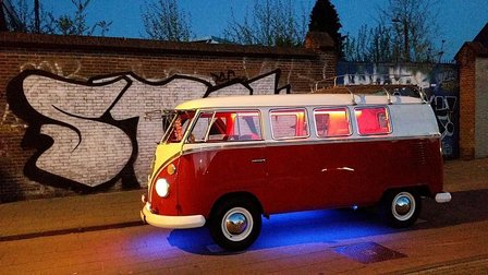 Volkwagen busje FeestMee