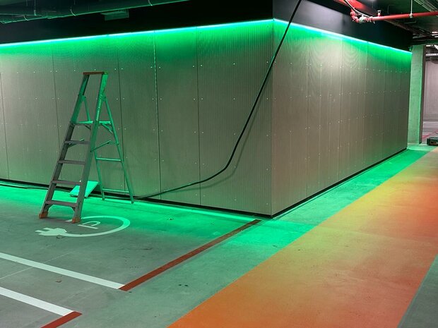 Installatie Neon