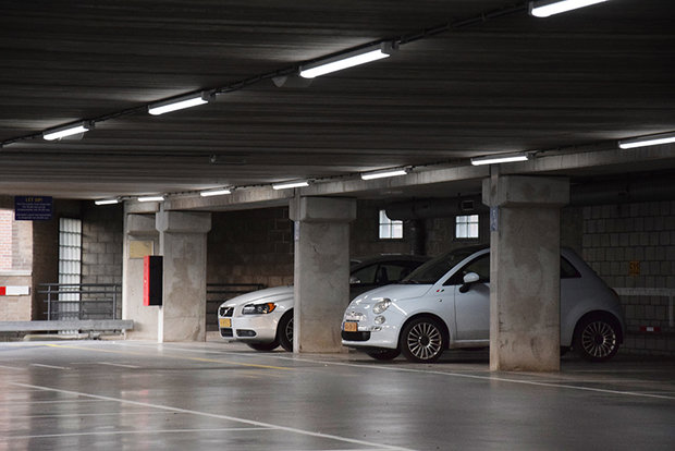 Parkeergarage Column